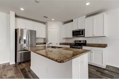 5050 Suncatcher Drive, Wesley Chapel, FL 33545 - Photo 3