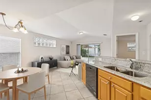 2515 W Leroy St, Tampa, FL 33607 - Photo 17