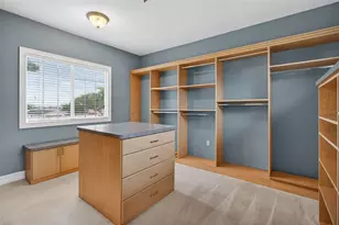 1073 79th St S, Saint Petersburg, FL 33707 - Photo 41
