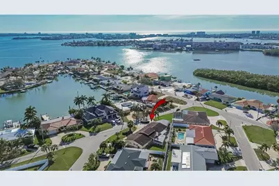 6518 Debbie Lane S, Saint Petersburg, FL 33707 - Photo 77