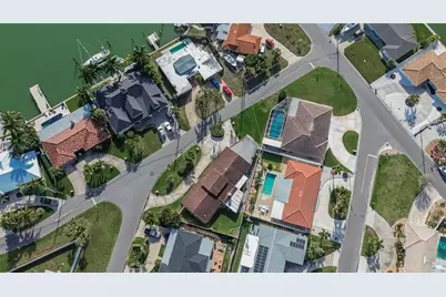 6518 Debbie Lane S, Saint Petersburg, FL 33707 - Photo 81