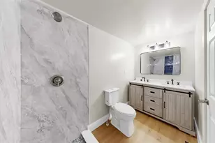 1005 45th St W, Bradenton, FL 34209 - Photo 11