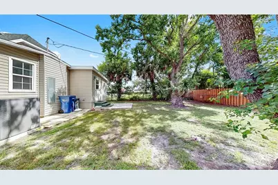 1005 45th Street W, Bradenton, FL 34209 - Photo 19
