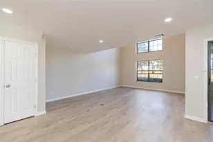 6545 Brentwood Dr., Zephyrhills, FL 33542 - Photo 11