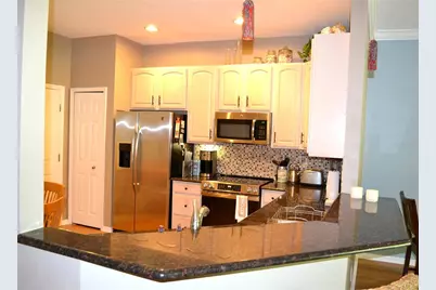 11158 Kapok Grand Circle, Madeira Beach, FL 33708 - Photo 3