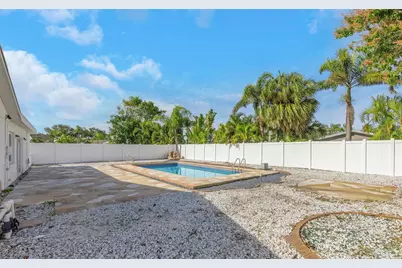 11419 47th Avenue N, Saint Petersburg, FL 33708 - Photo 69