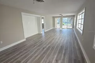 11750 Capri Circle, Treasure Island, FL 33706 - Photo 3
