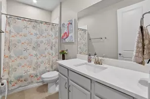 3760 Maxwell Park Dr, Sun City Center, FL 33573 - Photo 9