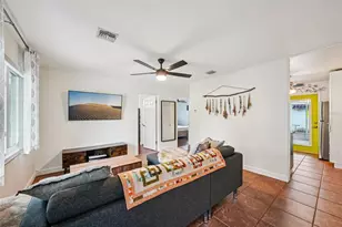 5220 71st Way N, Saint Petersburg, FL 33709 - Photo 9