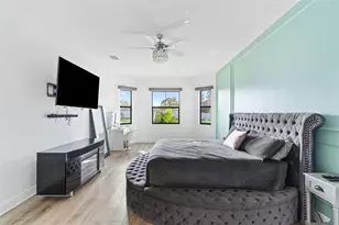 913 Buckhurst Dr, Spring Hill, FL 34609 - Photo 17