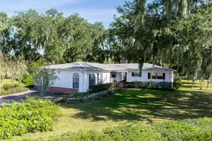 3802 C A Bugg Rd, Plant City, FL 33567 - Photo 1