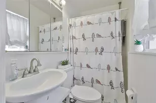 13931 Dominica Dr, Seminole, FL 33776 - Photo 19