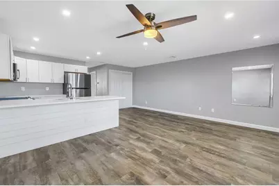 9105 W Hillsborough Avenue #I102, Tampa, FL 33615 - Photo 9