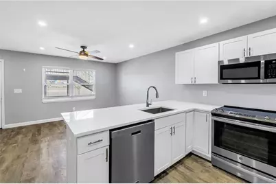 9105 W Hillsborough Avenue #I102, Tampa, FL 33615 - Photo 17