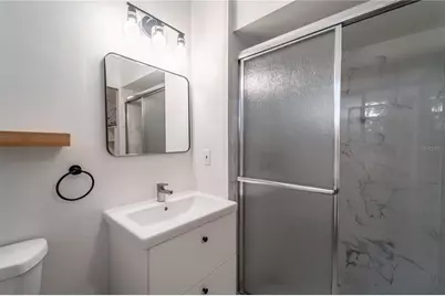 8477 14th St N, Saint Petersburg, FL 33702 - Photo 13