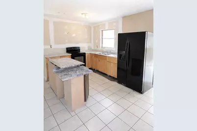 634 Strain Boulevard, Lakeland, FL 33815 - Photo 5