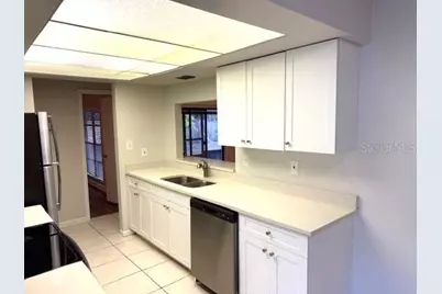 5012 Country Hills Drive, Tampa, FL 33624 - Photo 13