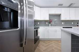 1902 Andover St, Sun City Center, FL 33573 - Photo 23