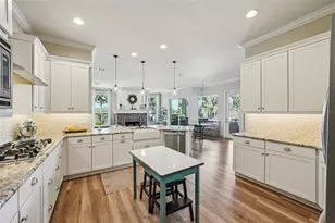 11325 Hidden Valley Ln, Riverview, FL 33569 - Photo 17