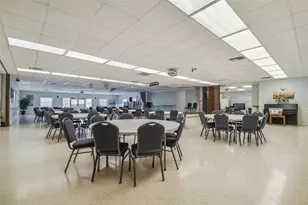 10232 Paradise Dr, Largo, FL 33773 - Photo 43