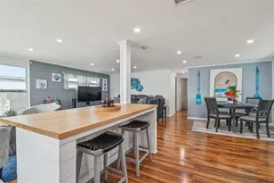 10232 Paradise Dr, Largo, FL 33773 - Photo 19