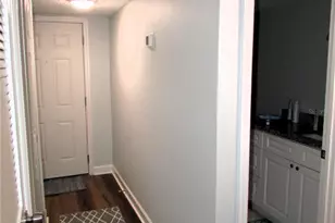 8500 13th St N, Saint Petersburg, FL 33702 - Photo 7