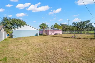4610 6th Ave S, Saint Petersburg, FL 33711 - Photo 25