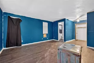 260 13th St N, Saint Petersburg, FL 33705 - Photo 7