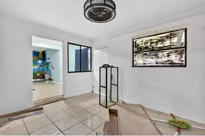 260 13th Street N, Saint Petersburg, FL 33705 - Photo 13