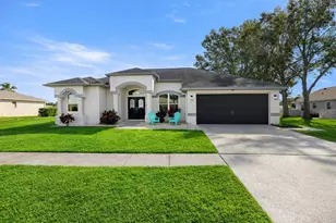 6140 Silver Oaks Dr, Zephyrhills, FL 33542 - Photo 3