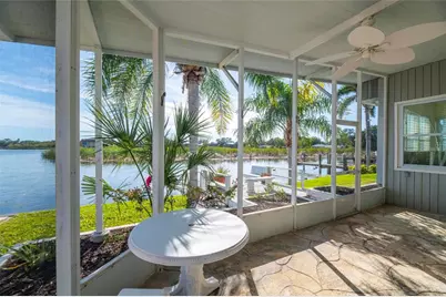 10011 110th Place #246, Largo, FL 33773 - Photo 5