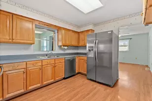 2539 Orsova Way, Sarasota, FL 34231 - Photo 5