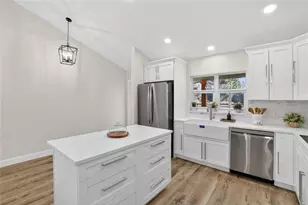 106 Corbett Rd, Lithia, FL 33547 - Photo 11