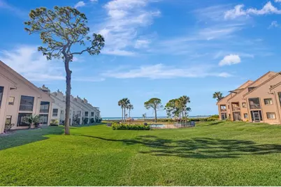 341 Windrush Loop, Tarpon Springs, FL 34689 - Photo 1