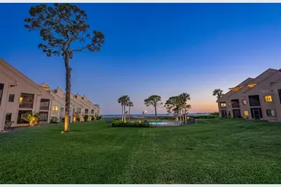 341 Windrush Loop, Tarpon Springs, FL 34689 - Photo 1