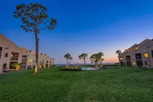 341 Windrush Loop, Tarpon Springs, FL 34689 - Photo 1