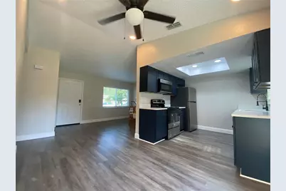 206 Saint Petersburg Drive E, Oldsmar, FL 34677 - Photo 5