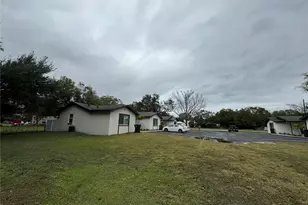 206 St Petersburg Dr E, Oldsmar, FL 34677 - Photo 3