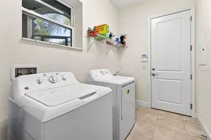 4888 Sevilla Shores Dr, Wimauma, FL 33598 - Photo 39