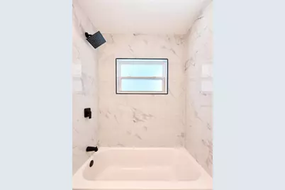 1735 Michigan Avenue NE, Saint Petersburg, FL 33703 - Photo 19