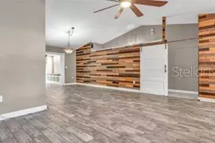 173 Foxcroft Dr E, Palm Harbor, FL 34683 - Photo 25