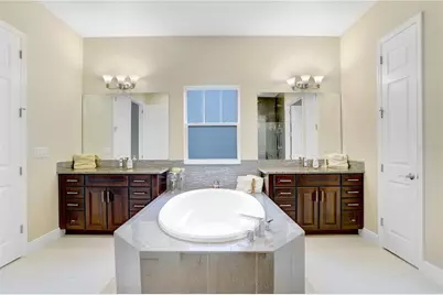 32450 Talimena Loop, Wesley Chapel, FL 33543 - Photo 27