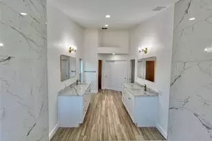4804 Longwater Way, Tampa, FL 33615 - Photo 45