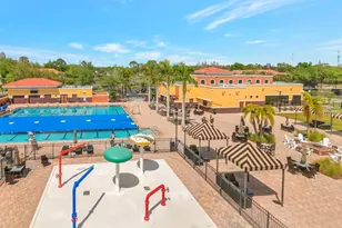 13941 Clubhouse Dr, Tampa, FL 33618 - Photo 9