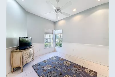11117 Kapok Grand Circle, Madeira Beach, FL 33708 - Photo 19