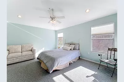 11117 Kapok Grand Circle, Madeira Beach, FL 33708 - Photo 27
