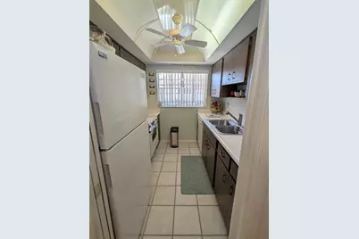 1845 S Highland Avenue #3-13, Largo, FL 33756 - Photo 11