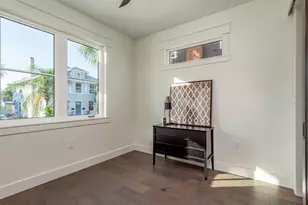 927 6th St N, Saint Petersburg, FL 33701 - Photo 15