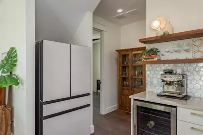 927 6th Street N, Saint Petersburg, FL 33701 - Photo 13