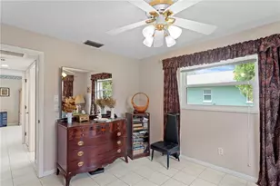 2656 Clubhouse Dr S, Clearwater, FL 33761 - Photo 25